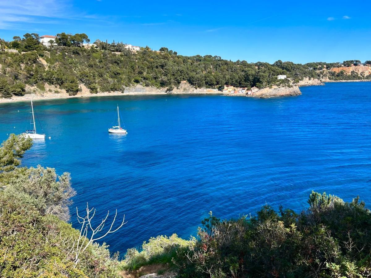Cosy Provencal Lejlighed Belgentier Eksteriør billede
