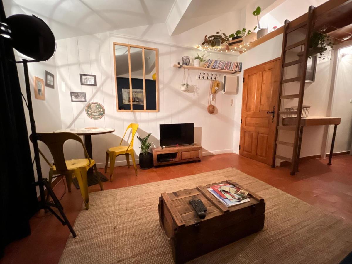 Cosy Provencal Lejlighed Belgentier Eksteriør billede