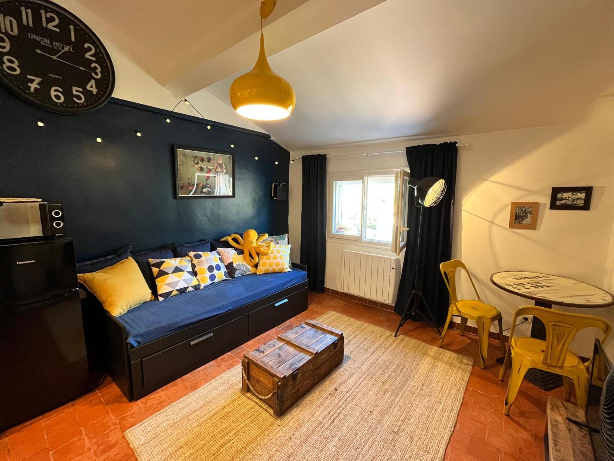 Cosy Provencal Lejlighed Belgentier Eksteriør billede